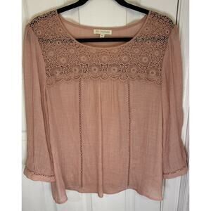 FIG & FLOWER DUSTY ROSE FLORAL LACE NECKLINE PEASANT BOHO BLOUSE WOMENS SIZE PXL